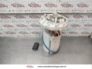 O193049 Gebruikte brandstofpomp elektrisch Opel Corsa