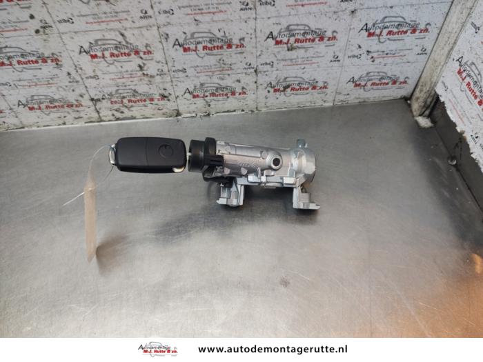 Gebruikte Kontaktslot+Sleutel Volkswagen Golf O193112