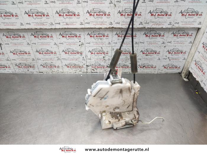 Gebruikte Deurslot Mechaniek 4Deurs links-achter Honda FR-V O193244