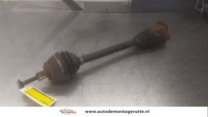 O193289 Gebruikte steekas links-voor Audi A6