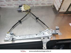 O193281 Gebruikte ruitmechaniek 4deurs rechts-achter Renault Megane