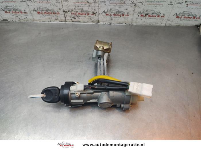 Gebruikte Kontaktslot+Sleutel Hyundai Matrix O193308