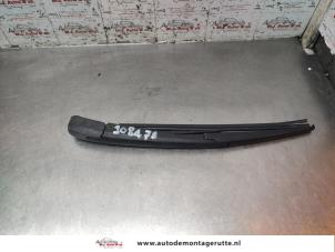 O193328 Gebruikte ruitenwisserarm achter Toyota Rav-4