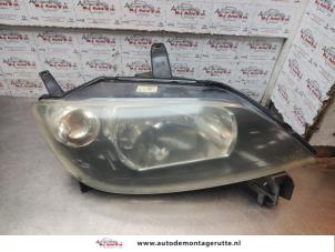 O193350 Gebruikte koplamp rechts Mazda 2.