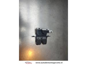 O193381 Gebruikte slotmechaniek achterklep Renault Vel Satis