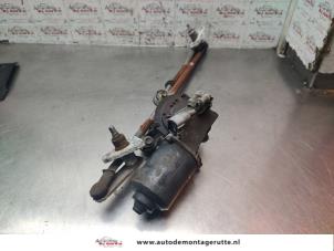 O193410 Gebruikte ruitenwismotor+mechaniek Toyota Starlet