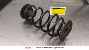 O193429 Gebruikte veerschroef achter Opel Combo