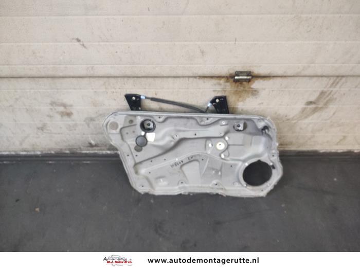 Gebruikte Raammechaniek 4Deurs links-voor Volkswagen Golf O193490