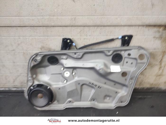 Gebruikte Raammechaniek 4Deurs rechts-voor Volkswagen Golf O193491