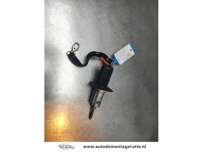 Gebruikte Kontaktslot+Sleutel Opel Meriva O193550