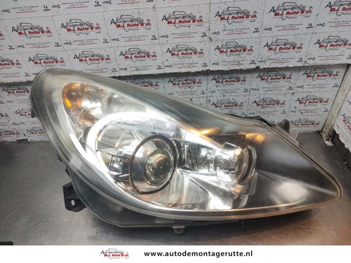Gebruikte Koplamp rechts Opel Corsa O193559