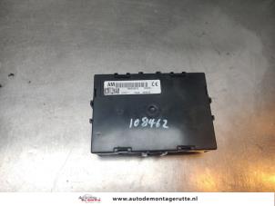 O193583 Gebruikte computer body control Nissan NV200