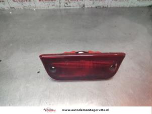 O193586 Gebruikte remlicht extra midden Nissan NV200