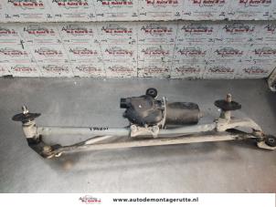 O193620 Gebruikte ruitenwismotor+mechaniek Nissan NV200