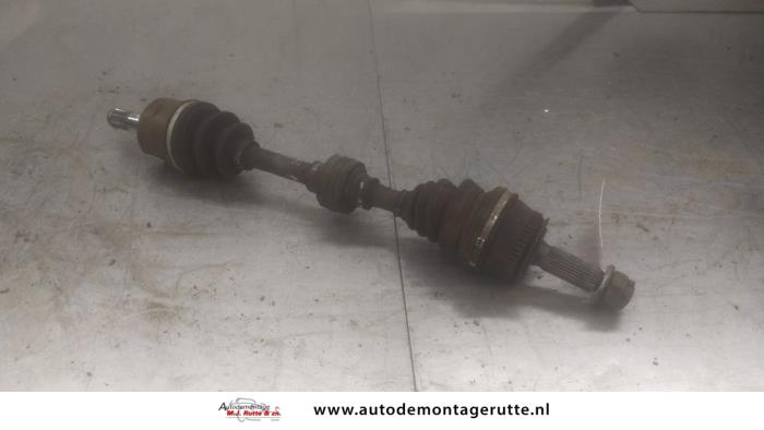 Gebruikte Steekas links-voor Hyundai Matrix O193621