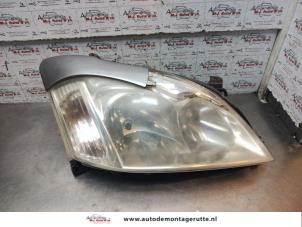 O193642 Gebruikte rechter koplamp Toyota Corolla