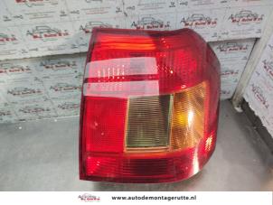 O193648 Gebruikte achterlicht links Toyota Corolla