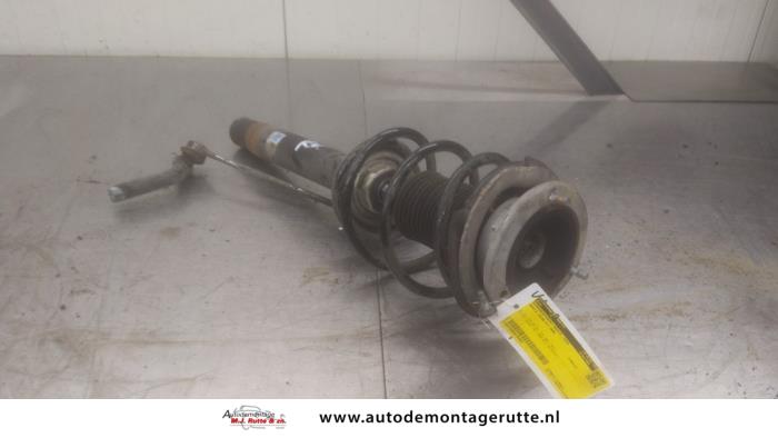 Gebruikte Mac Phersonpoot rechts-voor BMW 3-Serie O193687