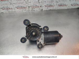 O193705 Gebruikte ruitenwissermotor voor Toyota Starlet