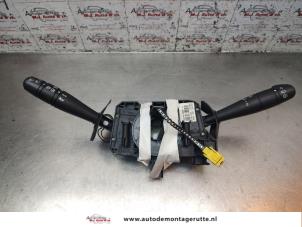 O193714 Gebruikte combischakelaar stuurkolom Dacia Sandero