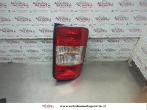 O193736 Gebruikte achterlicht links Volkswagen Caddy