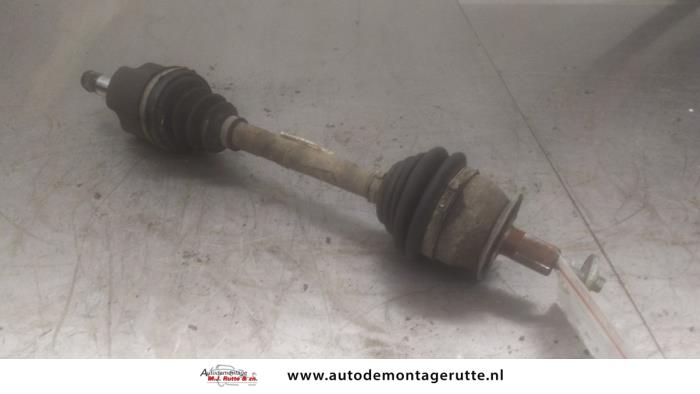 Gebruikte Steekas links-voor Volvo C30 O193744