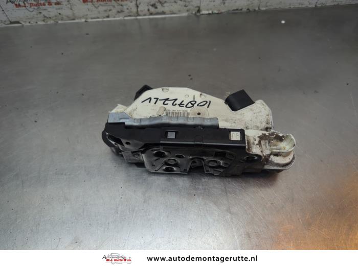 Gebruikte Slotmechaniek Portier 4Deurs links-voor Seat Ibiza O193757