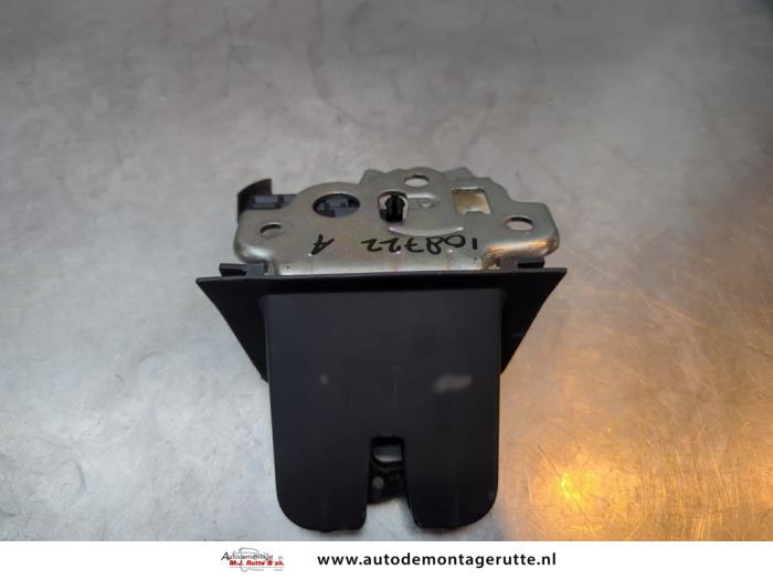 Gebruikte Achterklep Slotmechaniek Seat Ibiza O193810