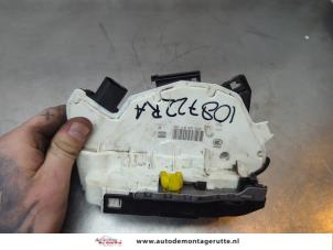 O193814 Gebruikte slotmechaniek portier 4deurs rechts-achter Seat Ibiza