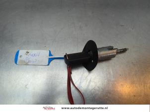 O193823 Gebruikte kontaktslot+sleutel Opel Meriva