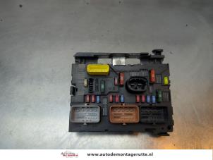 O193833 Gebruikte zekeringkast Peugeot 307