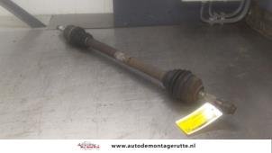 O193868 Gebruikte steekas rechts-voor Peugeot 207