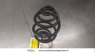 O193876 Gebruikte schroefveer achter Opel Corsa