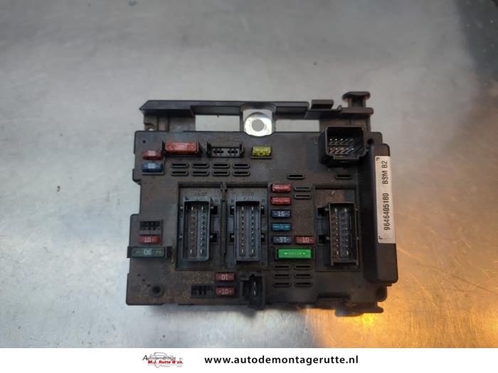 Gebruikte Zekeringkast Peugeot 307 O193907