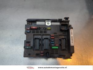 O193907 Gebruikte zekeringkast Peugeot 307