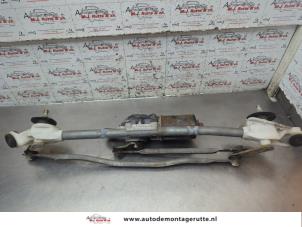 O193920 Gebruikte ruitenwismotor+mechaniek Nissan Micra