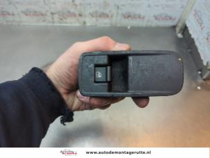 O193998 Gebruikte schakelaar elektrisch raam Alfa Romeo Mito