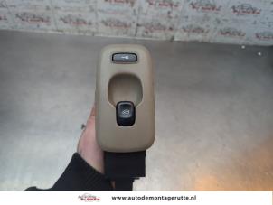 O194045 Gebruikte schakelaar elektrisch raam Volvo XC90