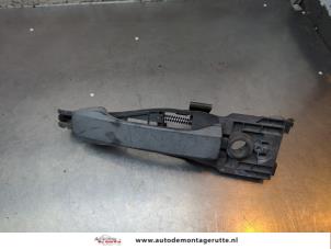 O194064 Gebruikte deurgreep 4deurs links-voor Volvo XC90