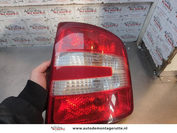 Gebruikte Achterlicht rechts Skoda Fabia O194111