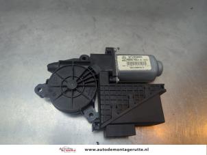 O194134 Gebruikte motor electrisch raam Skoda Fabia