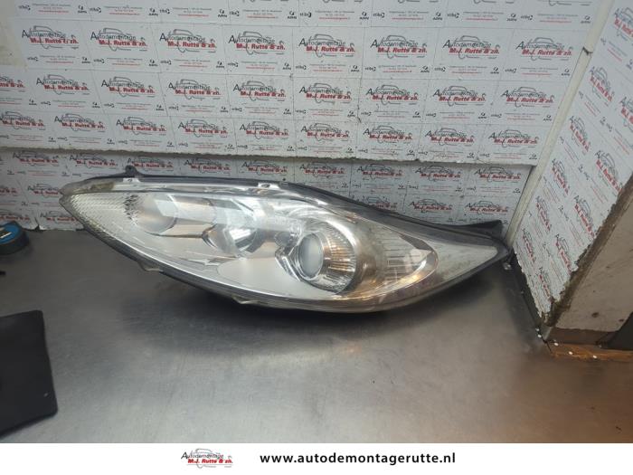 Gebruikte Linker Koplamp Ford Fiesta O194143