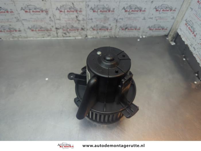 Gebruikte Kachel Ventilatiemotor Peugeot 307 O194288