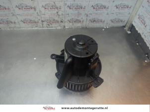 O194288 Gebruikte kachel ventilatiemotor Peugeot 307