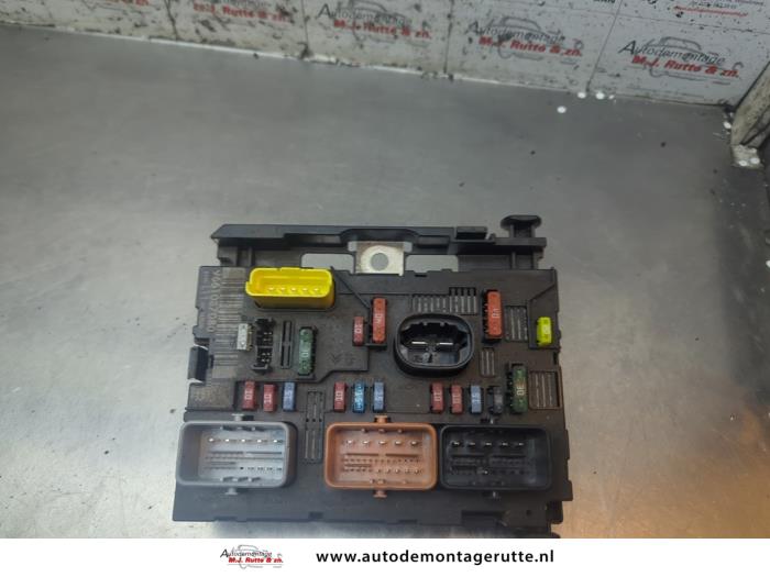 Gebruikte Zekeringkast Peugeot 307 O194289