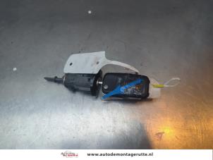 O194293 Gebruikte cilinderslot portier links Volkswagen Polo