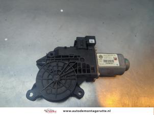 O194298 Gebruikte raammotor portier Volkswagen Polo