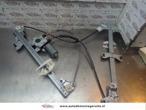 O194335 Gebruikte ruitmechaniek 4deurs links-voor Citroen Berlingo