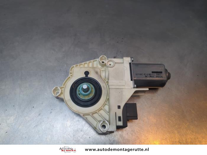 Gebruikte Portierruitmotor Audi A6 O194328