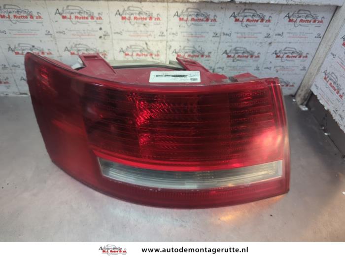 Gebruikte Achterlicht links Audi A6 O194371